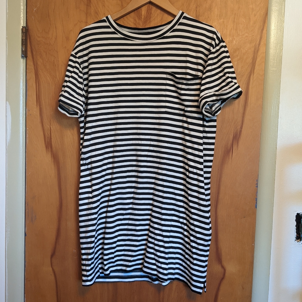 Pea in the Pod Nursing T-shirt Dress, Black and White, M